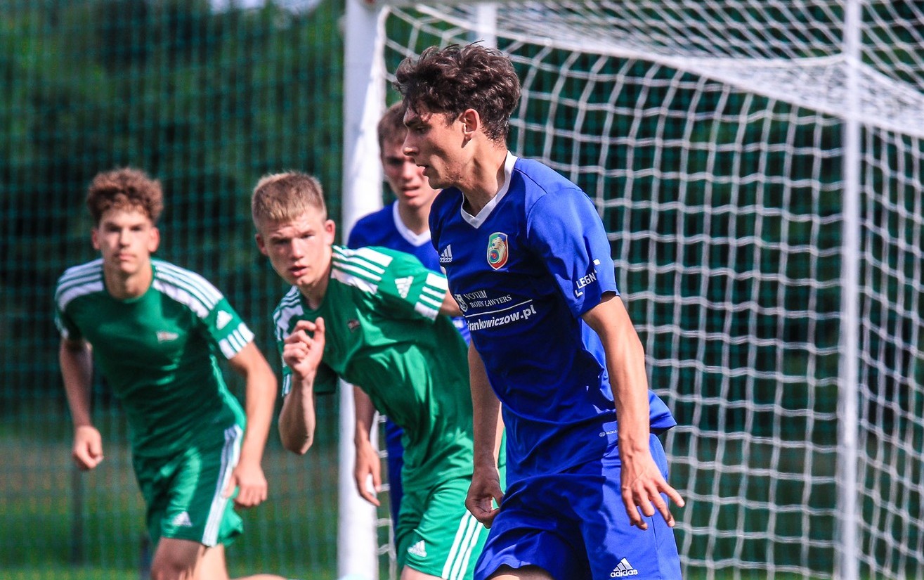 CLJ: Lechia i Arka z utrzymaniem w CLJ U17. Spadek Stolema.