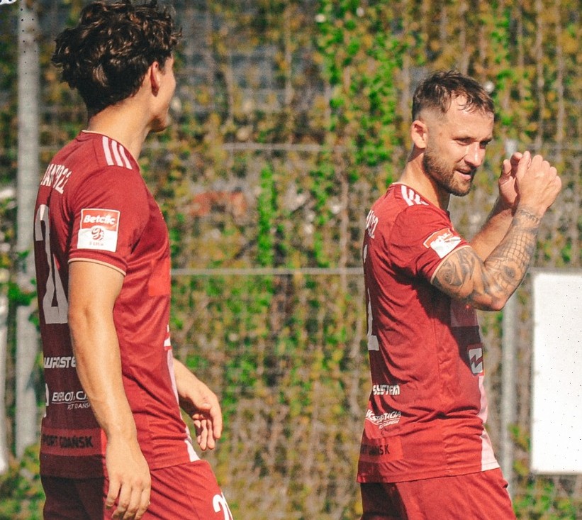 4.LIGA:  Remis w meczu na szczycie.  Gedania o punkt przed Gromem